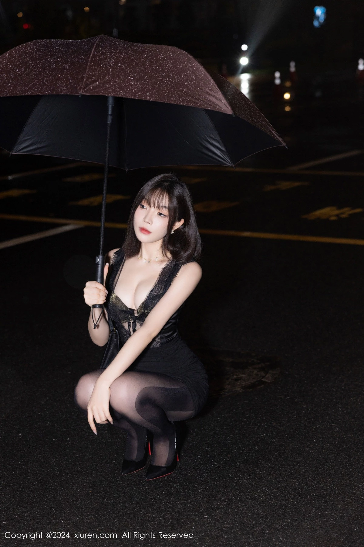 秀人网 No.9157 徐莉芝Booty 美腿黑丝插图2