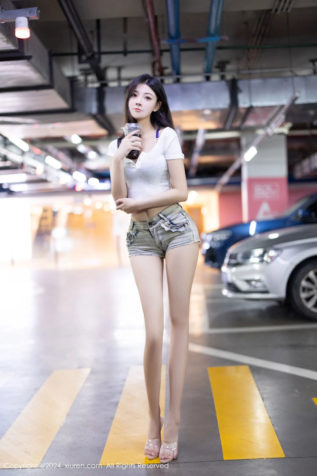 秀人网 No.9141 初梦瑶 丝袜美腿插图8