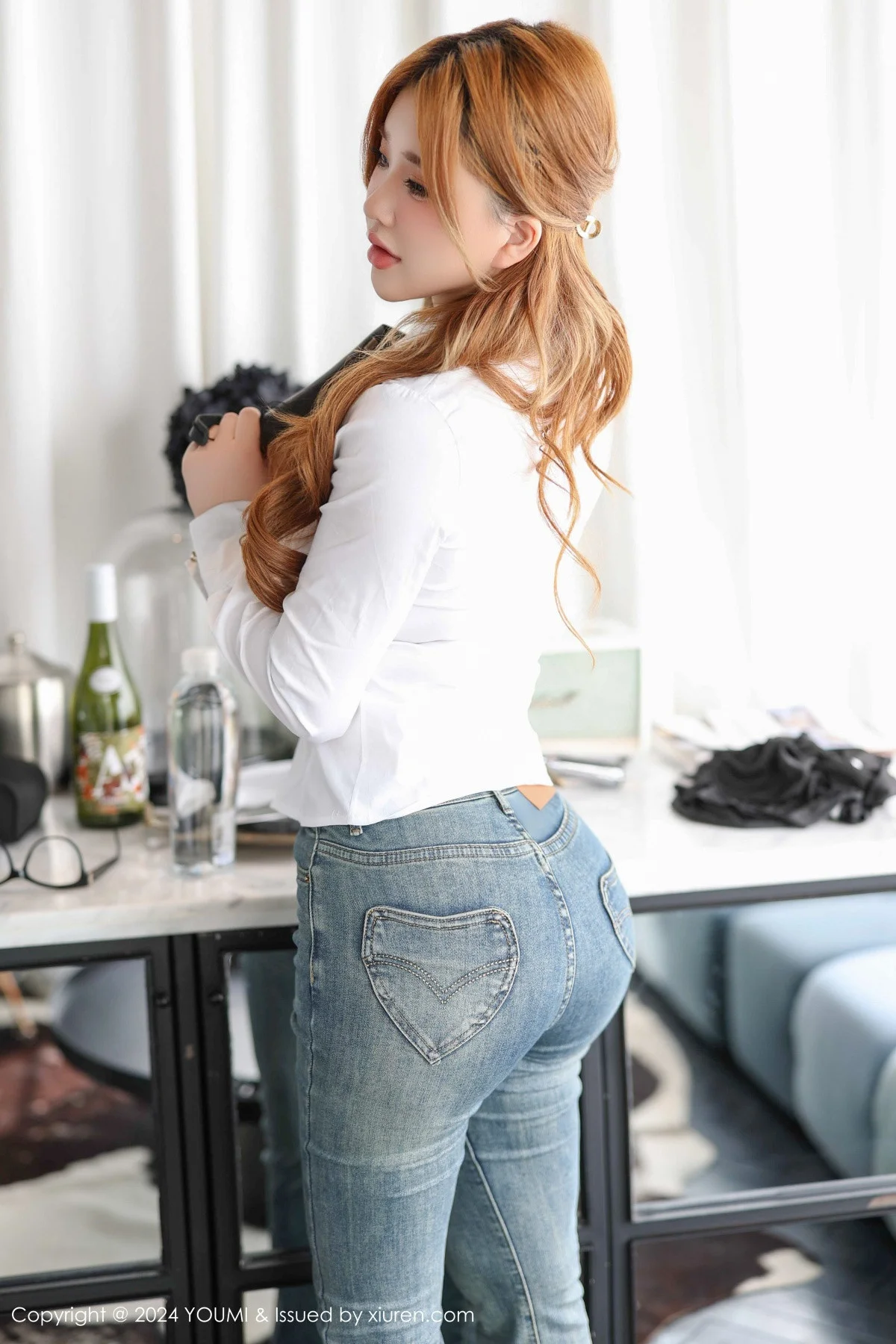 尤蜜荟 VOL.1103 小海臀Rena 性感美乳插图4