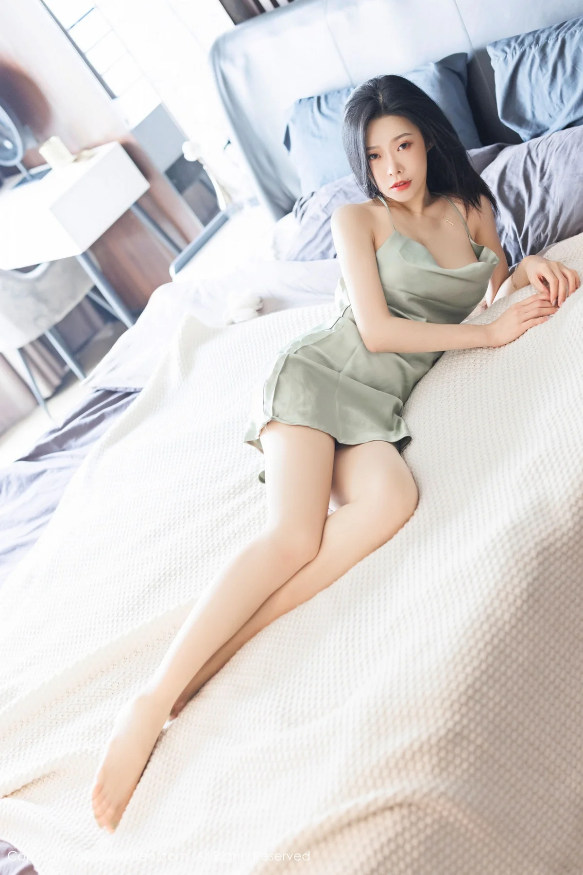 秀人网 No.9264 luvian本能 丝袜美腿插图1