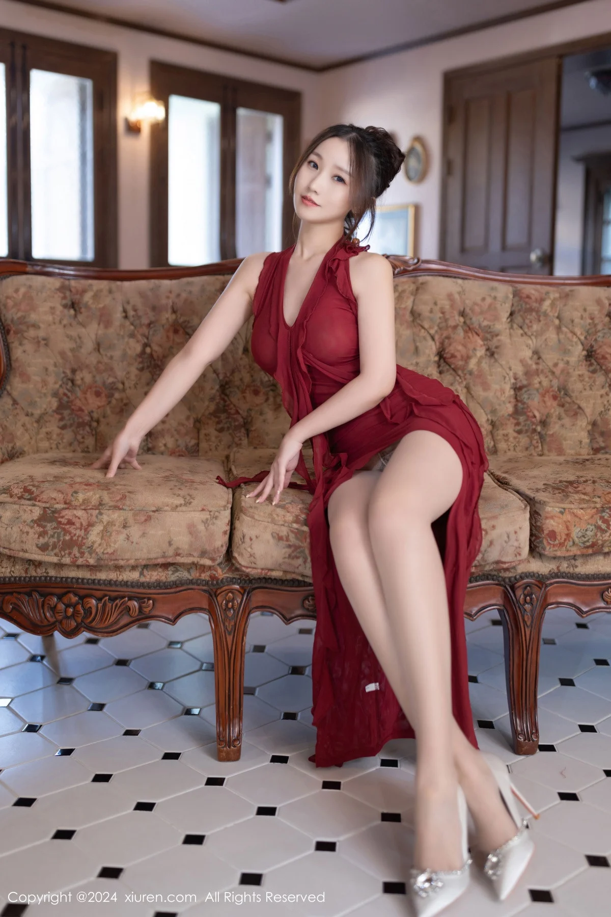 秀人网 No.9297 杏子Yada 丝袜美腿插图2