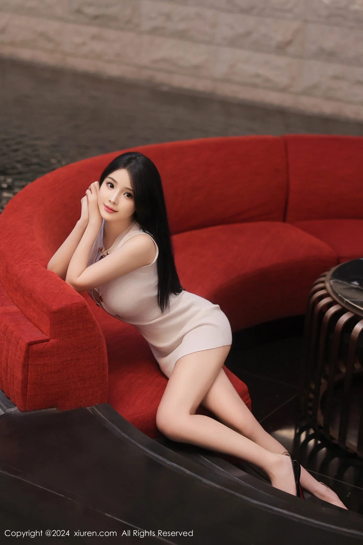 秀人网 No.9300 软软酱 黑丝美臀插图3