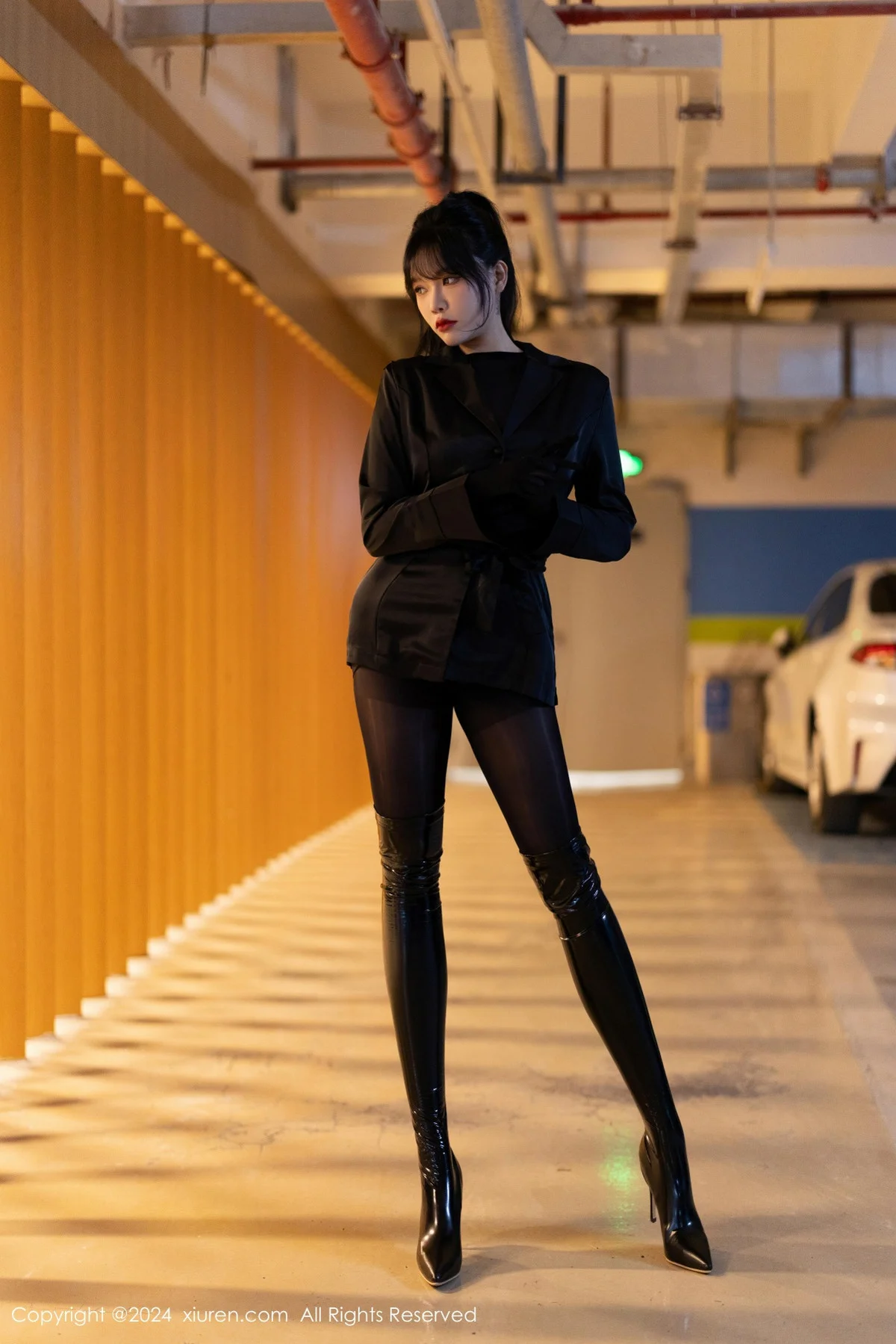 秀人网 No.9275 娜比 黑丝美腿插图1