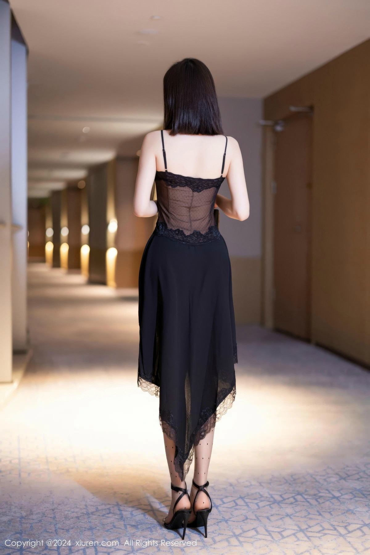秀人网 No.9339 徐莉芝Booty美腿黑丝插图9