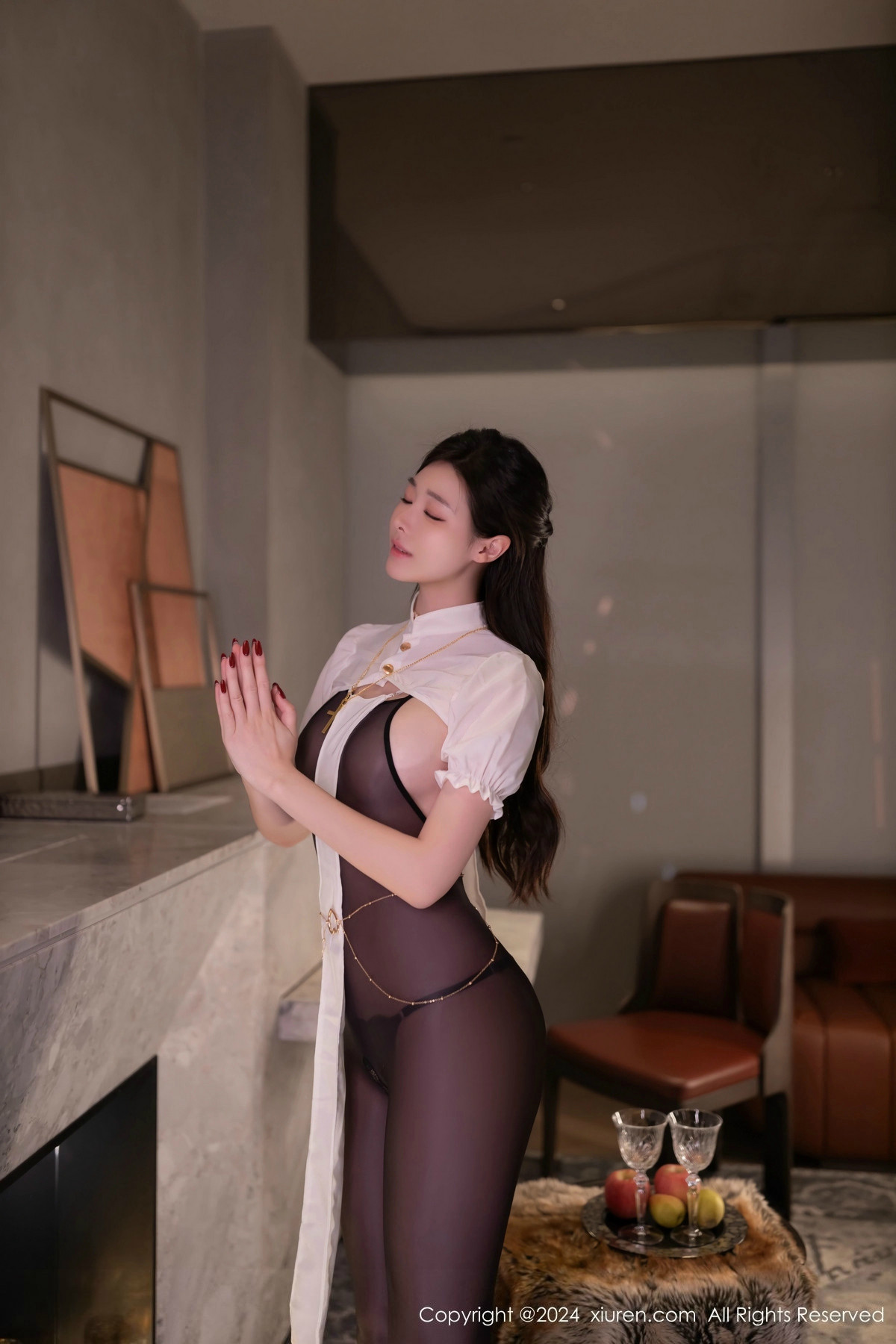 秀人网 No.9350 小逗逗 黑丝美腿插图3